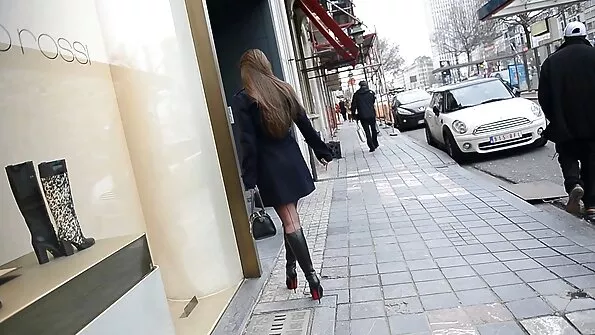 Tüdrukud sexlesbi läksid põgusa põnevusega liiale.