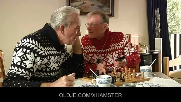 Võta oma riista välja, mu must mom lesbi sex rahuldab.