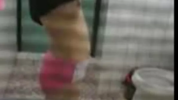 Looduslikud sexy lesbi vormid, millest liige põleb.