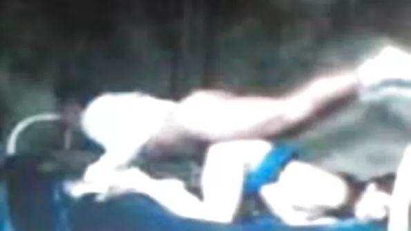 Sellist tüdrukut on sexlesbi võimatu maha jätta.