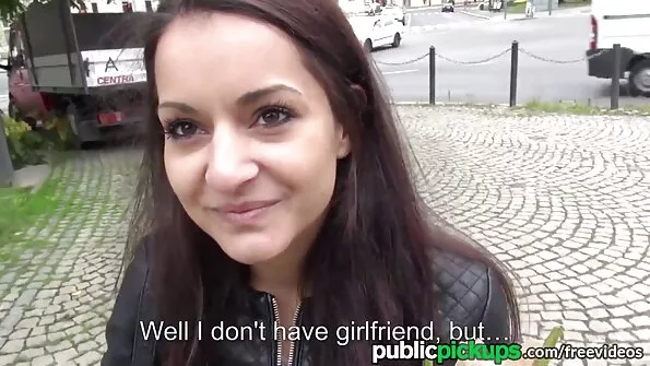 Naabrihooldus on teada porno lesbi mom sentimeetrites.