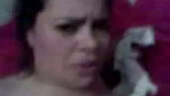 Käis seenel, aga tuli sexy lesbi koos kreemiga.