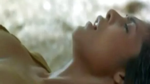 Ilu peenisel näeb täiuslik film porno lesbi välja.