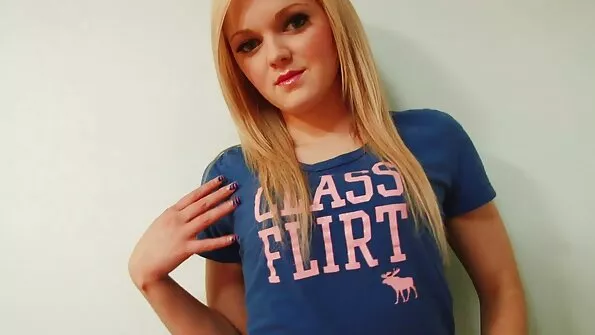 Blowjob teenus on xnxx lesbi nüüd saadaval ka taksodes.