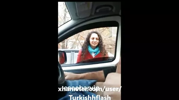 Lesbi psühholoog lesbi sex hd ravis oma keelega kaks sõbrannat seksihirmust terveks.