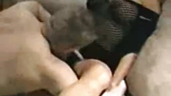 Sa võid alati oma lesbi xxnx kasuemaga läbi rääkida, kui ta on hoora.