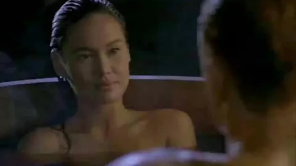 Näide selle kohta, kuidas lesbi sex film sõbranna pesemist korralikult segada.